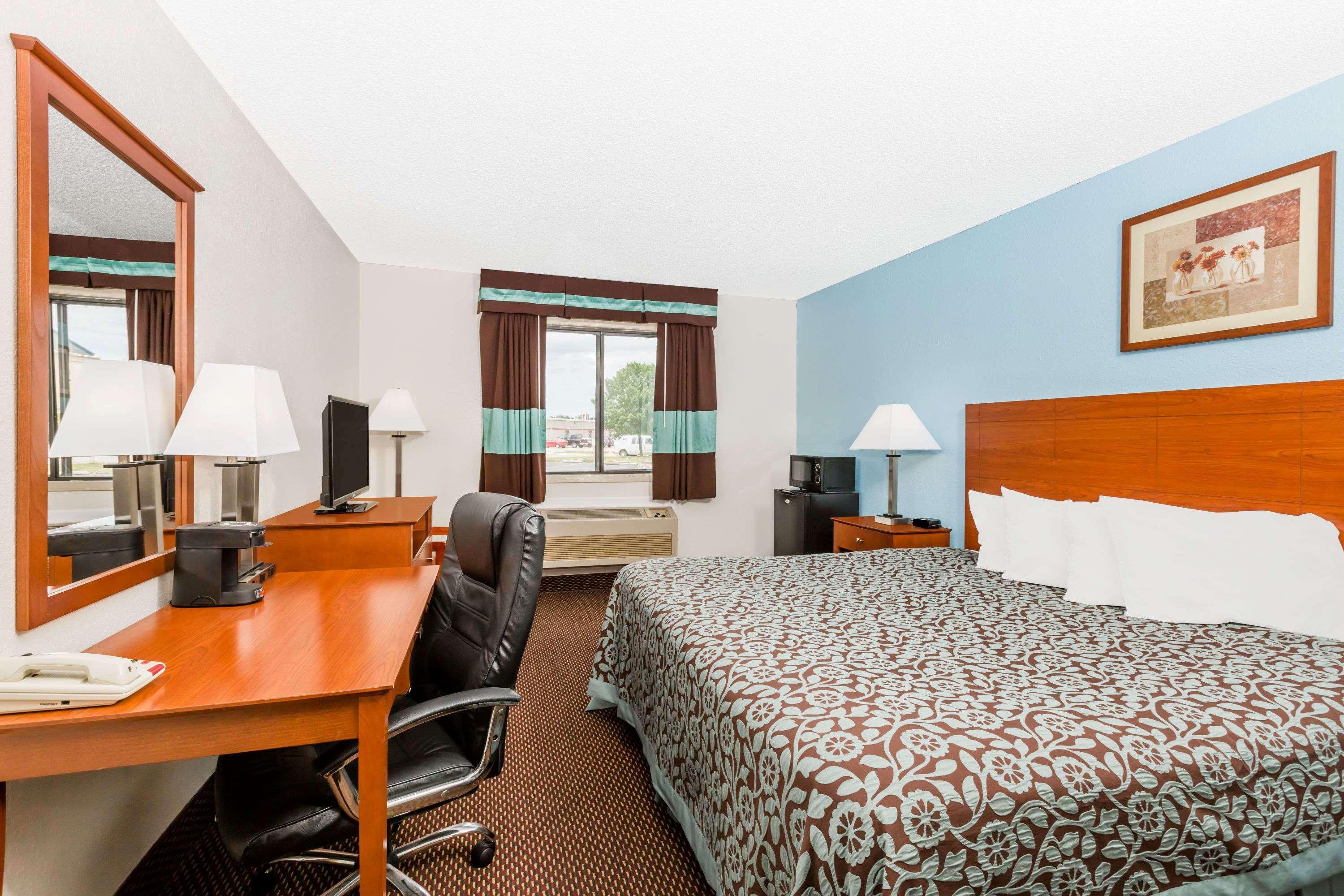 Days Inn By Wyndham Ankeny - Des Moines Exterior foto