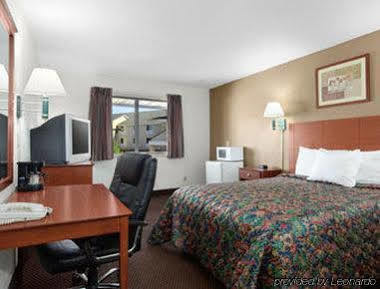Days Inn By Wyndham Ankeny - Des Moines Exterior foto